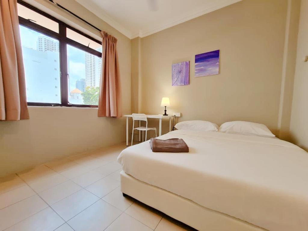 MG Casa Inn - Mutiara Gurney George Town Bagian luar foto